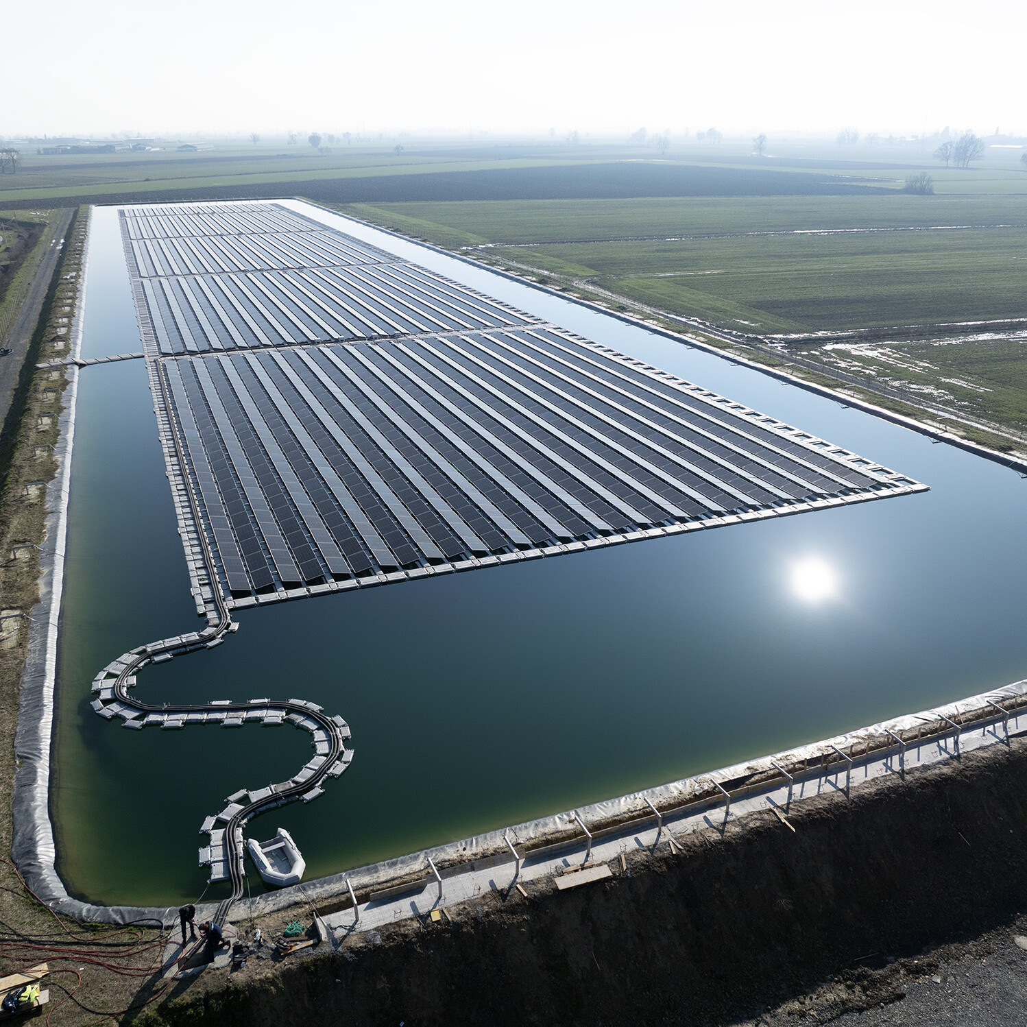 Impianto fotovoltaico galleggiante