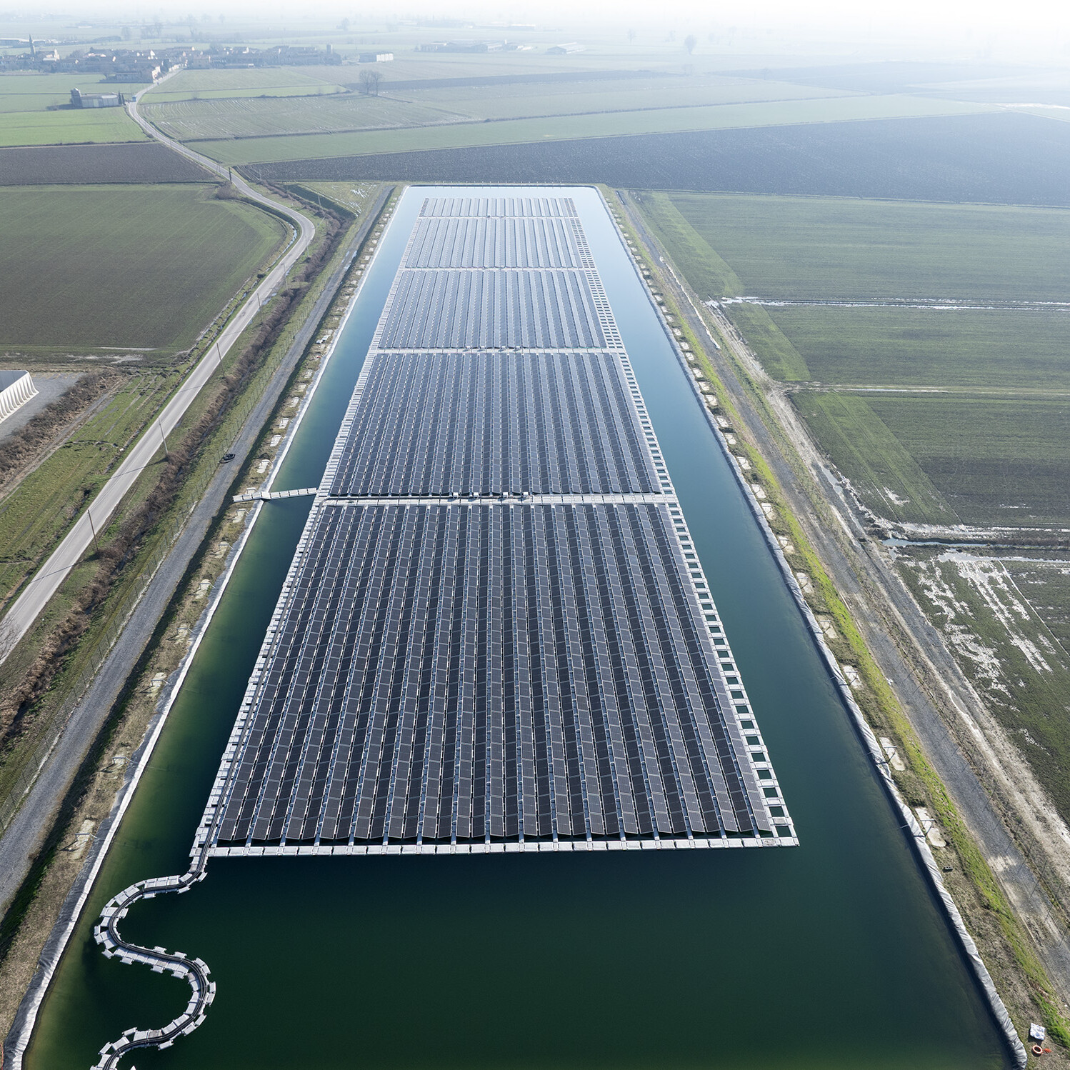 Impianto fotovoltaico galleggiante